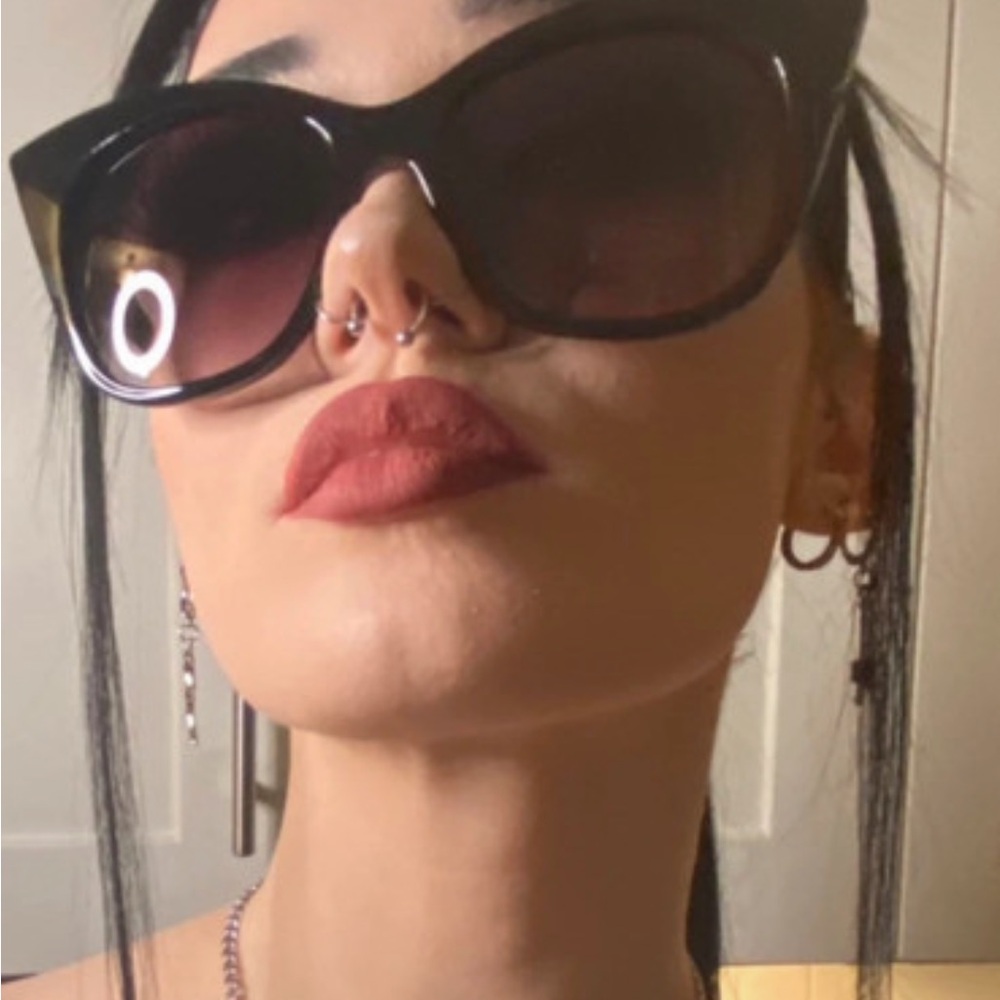 Black Oversized Cat-Eye Sunglasses - Women Accessories